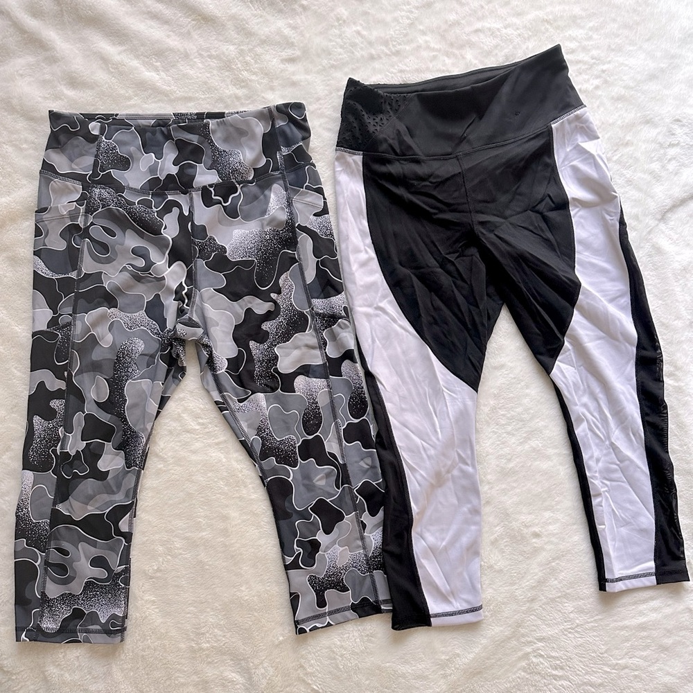 Capri Leggings size L